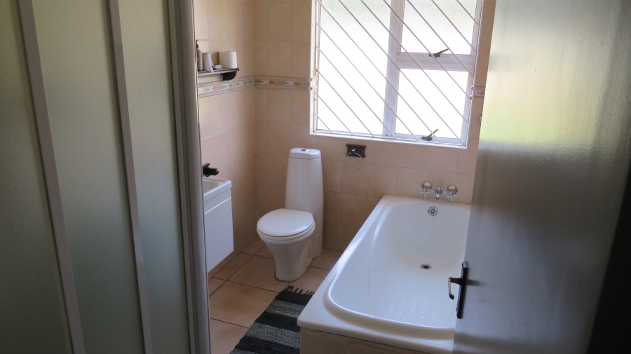 4 Bedroom Property for Sale in Firlands Western Cape